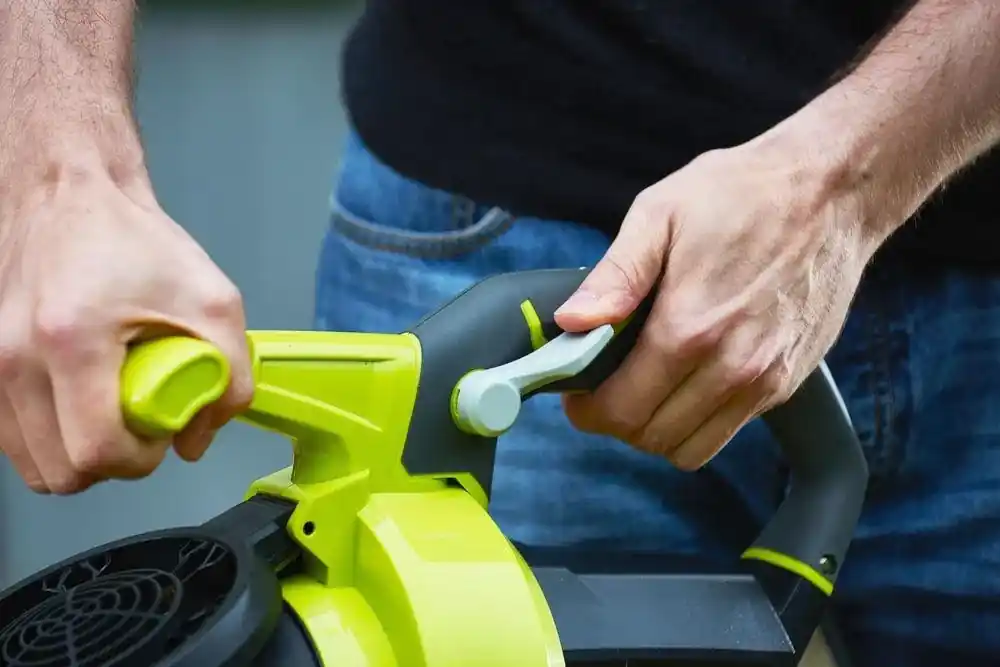 Schnäppchen Akku-Laubsauger Max Power 36 V, brushless, ohne Akku und Ladegerät